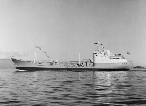 19600000-BN54-N0892-MT Lind.jpg