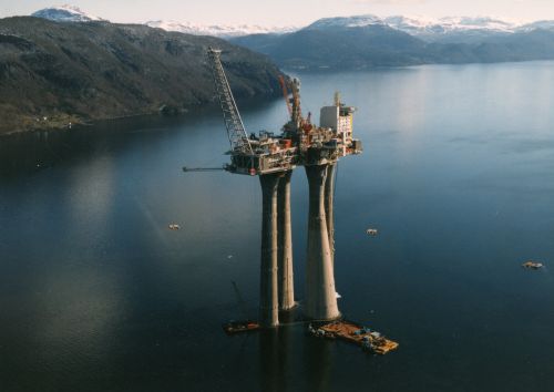 19950417-BN883-Troll-Vats-flyfoto (3).jpg