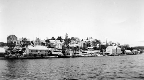 1939-12-22 DS Ronald kommer inn til Vikjo img373.jpg